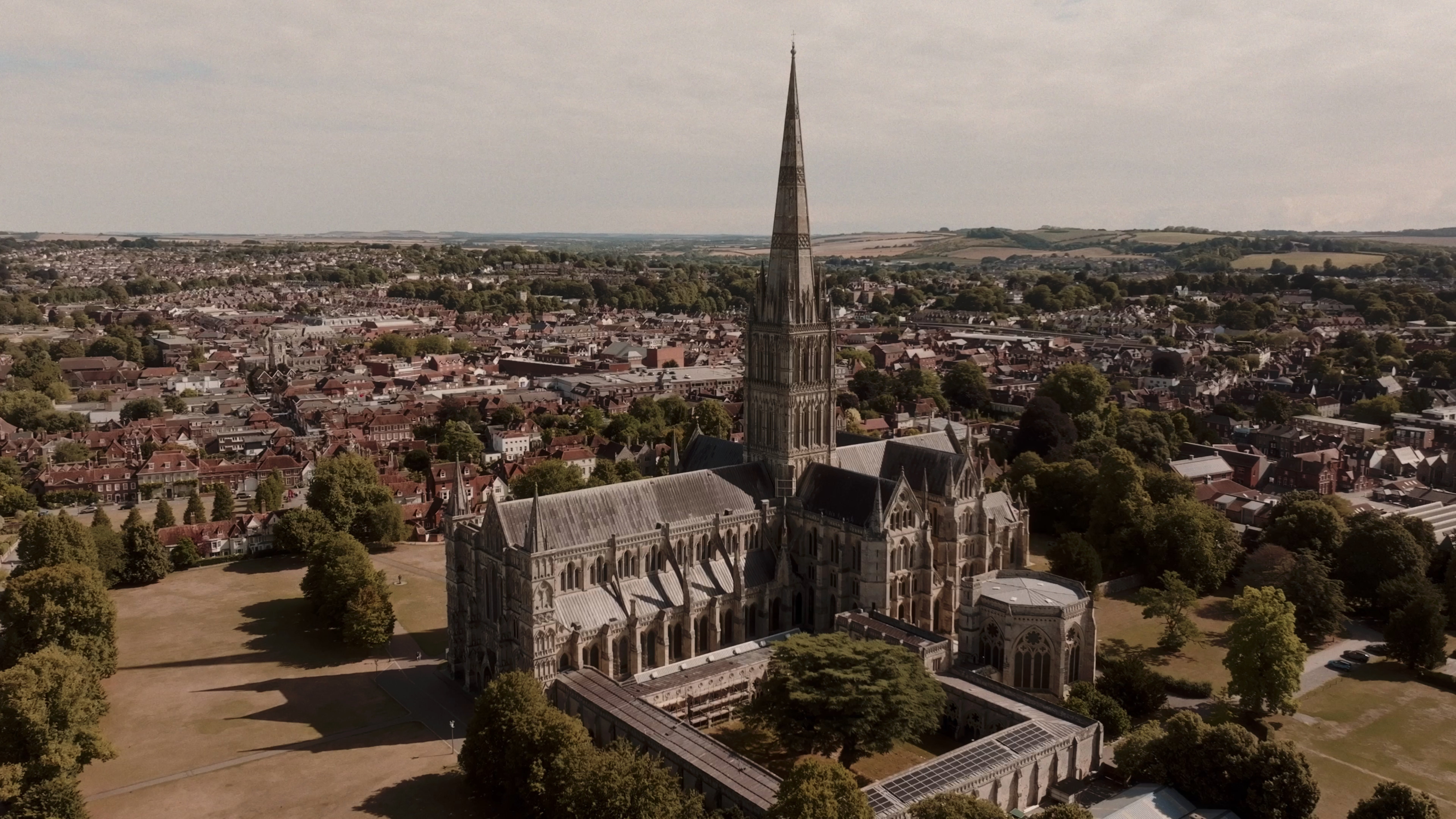 Amy and Harry wedding film at Salisbury Cathedral